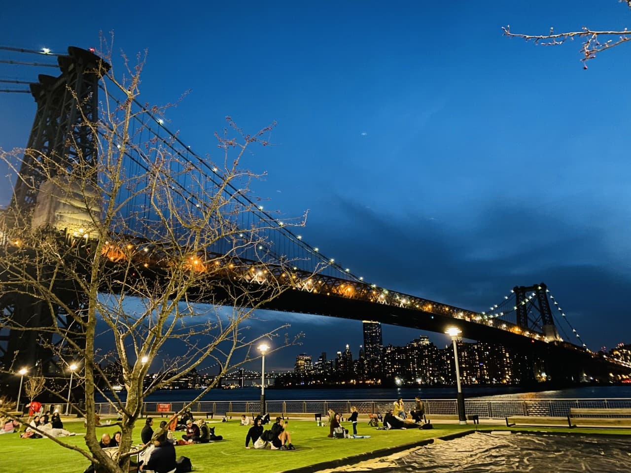 Williamsburg, NY